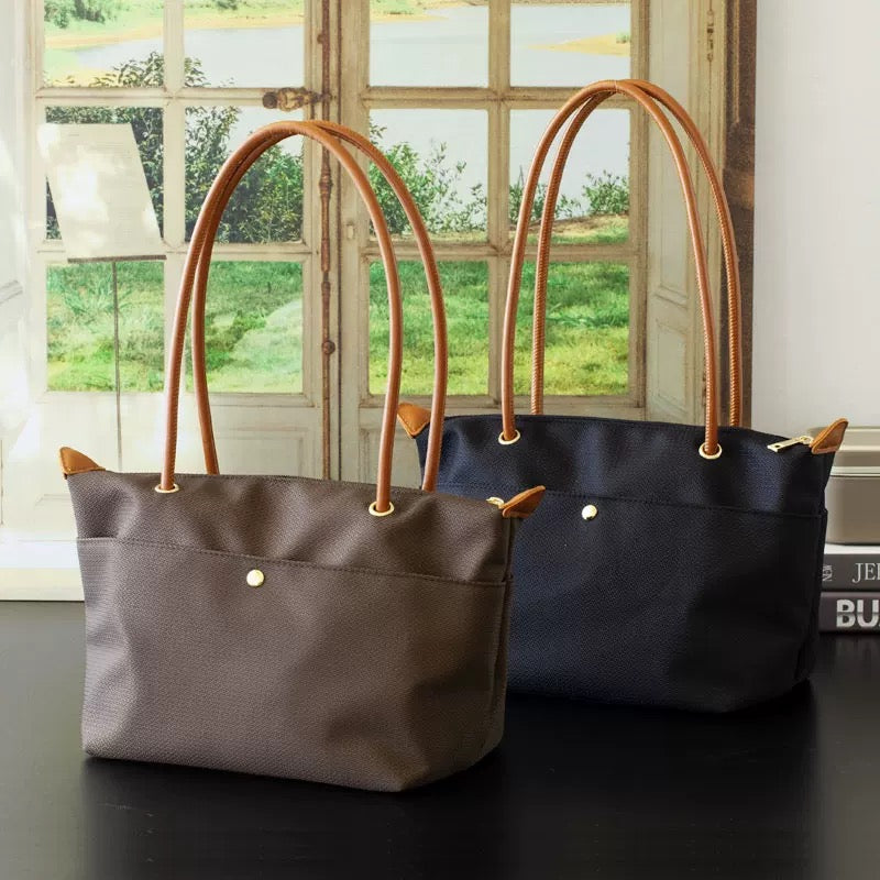 5197 nylon handbag