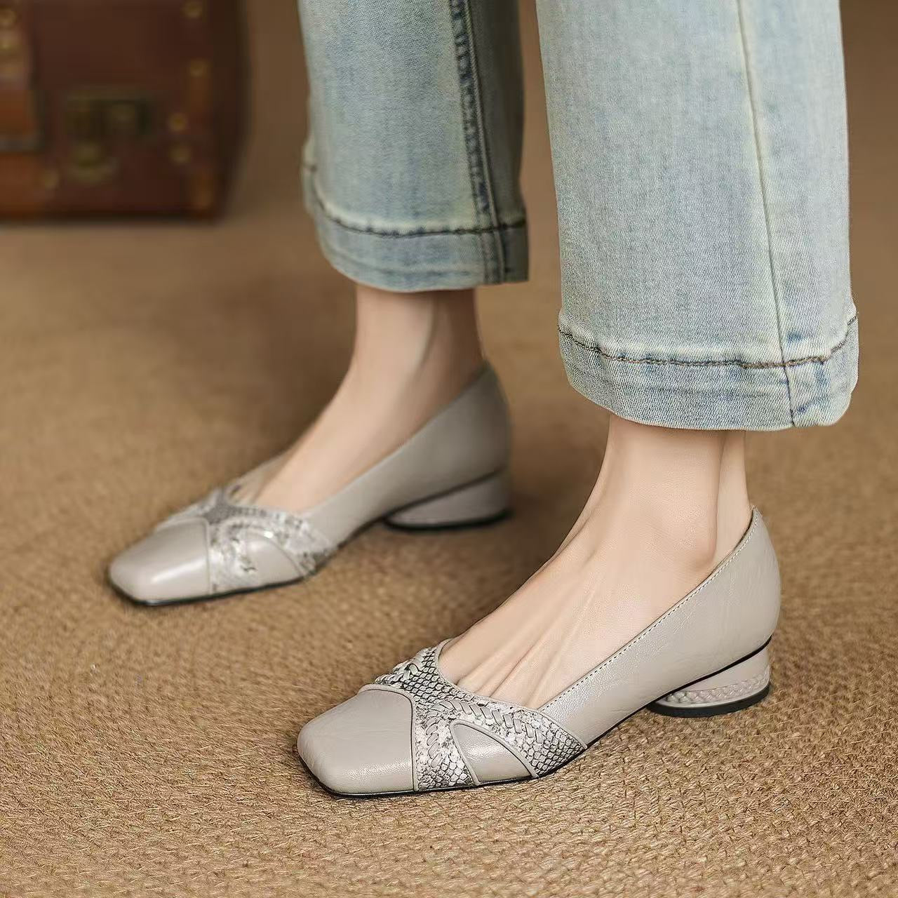 3579 Fashion Pumps