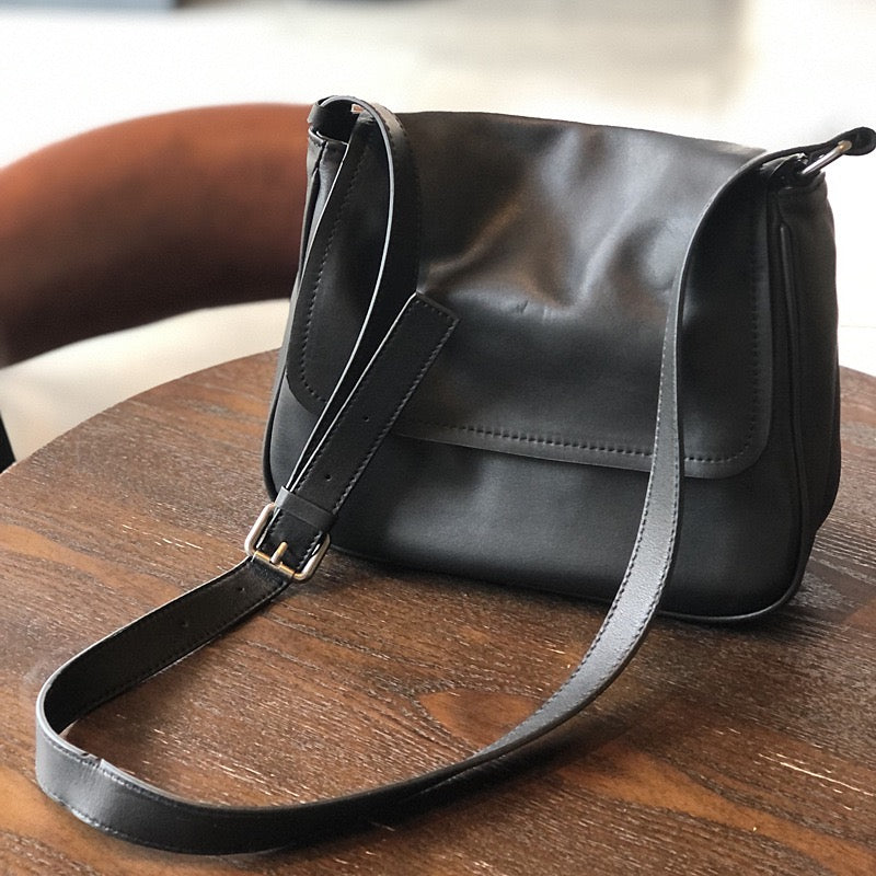 1998 genuine leather flap messenger bag