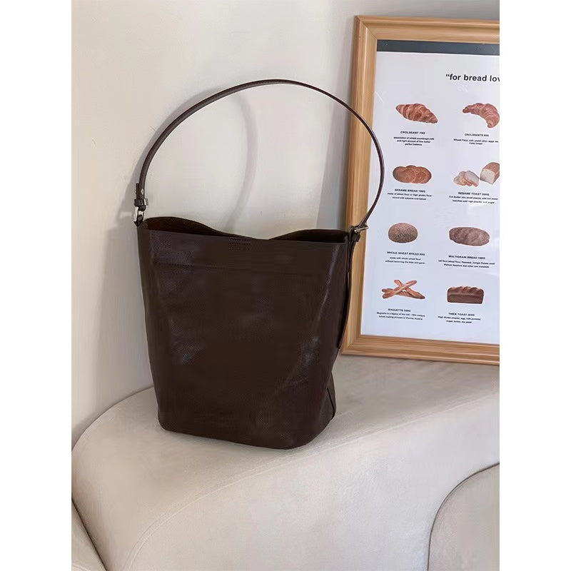 2004 string bucket handbag