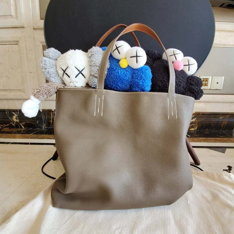 4045 Fashion-Forward Designer Bag
