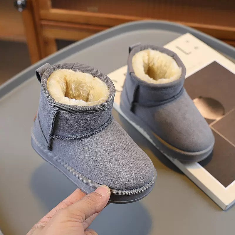 5161Children's shoes