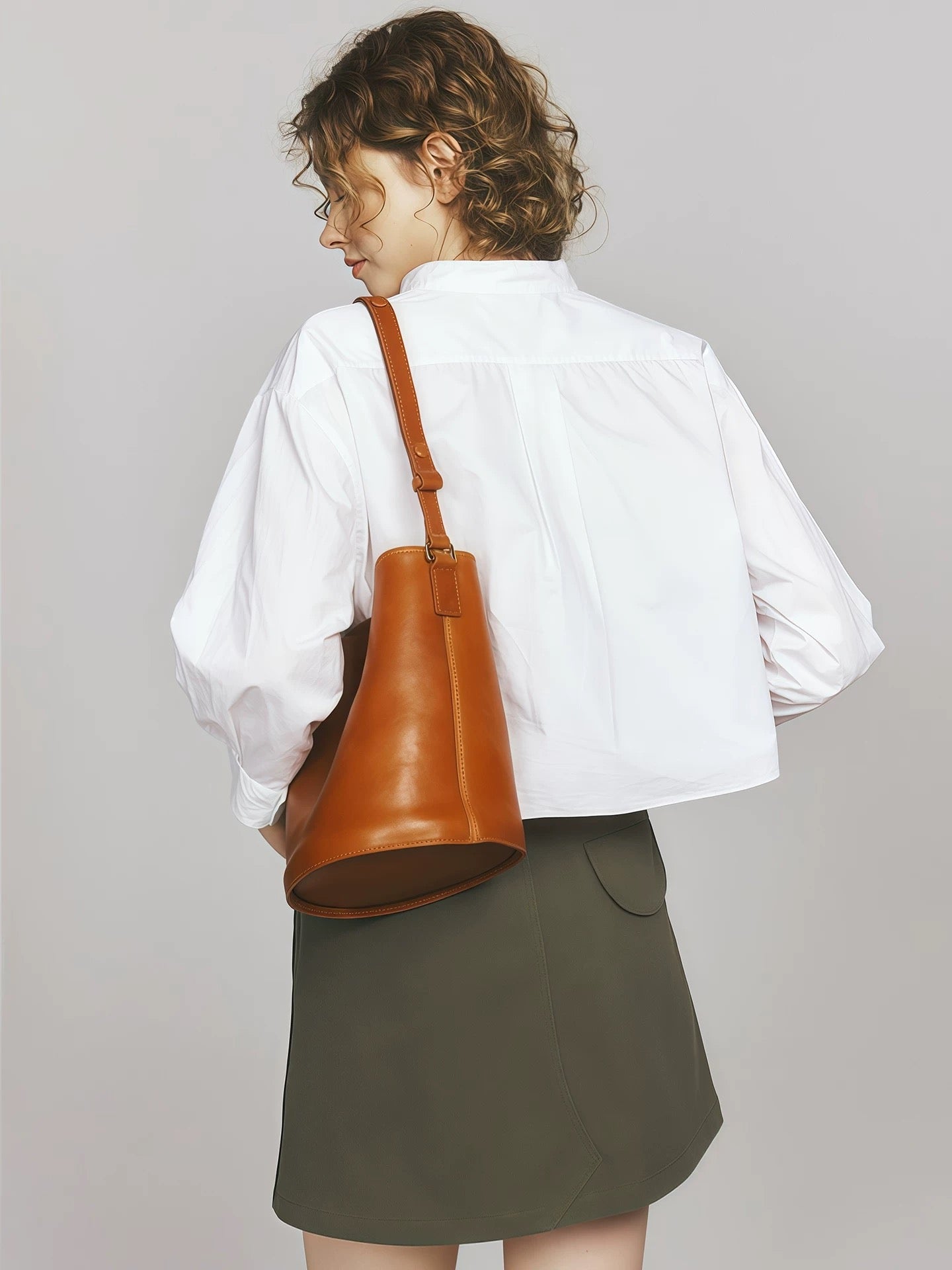 4653 genuine leather bucket bag