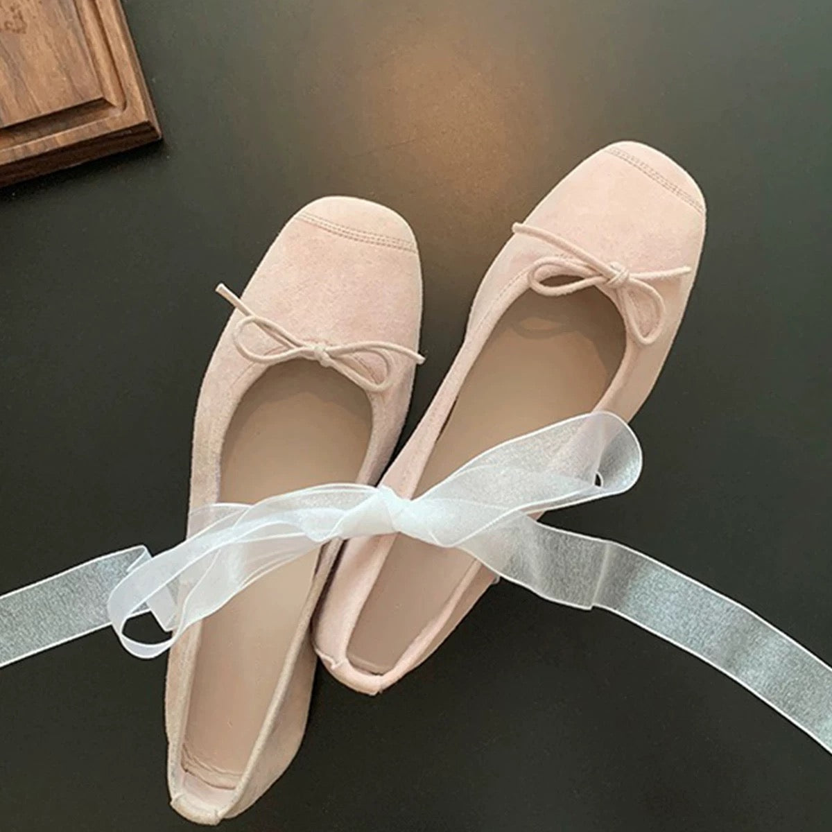 4400 genuine leather flats