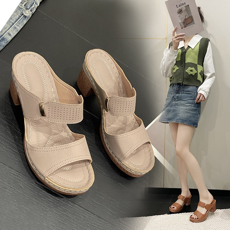 3804 Fashionable block heel high-heeled sandals
