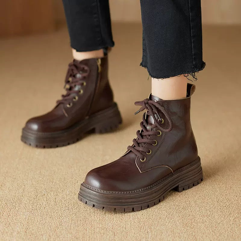 5201New boots