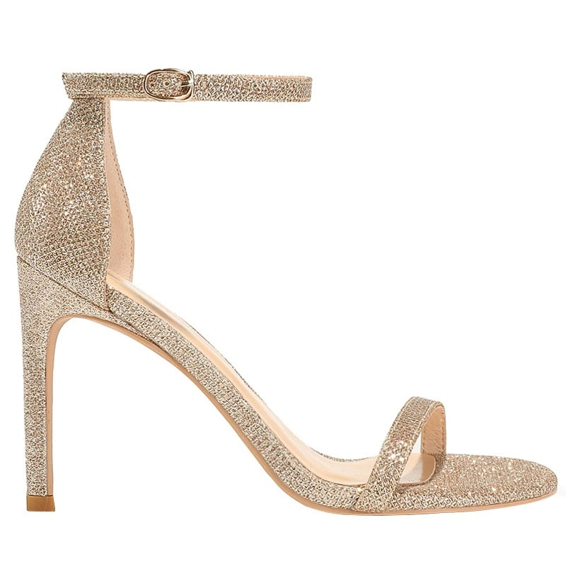4464 patent leather sandals