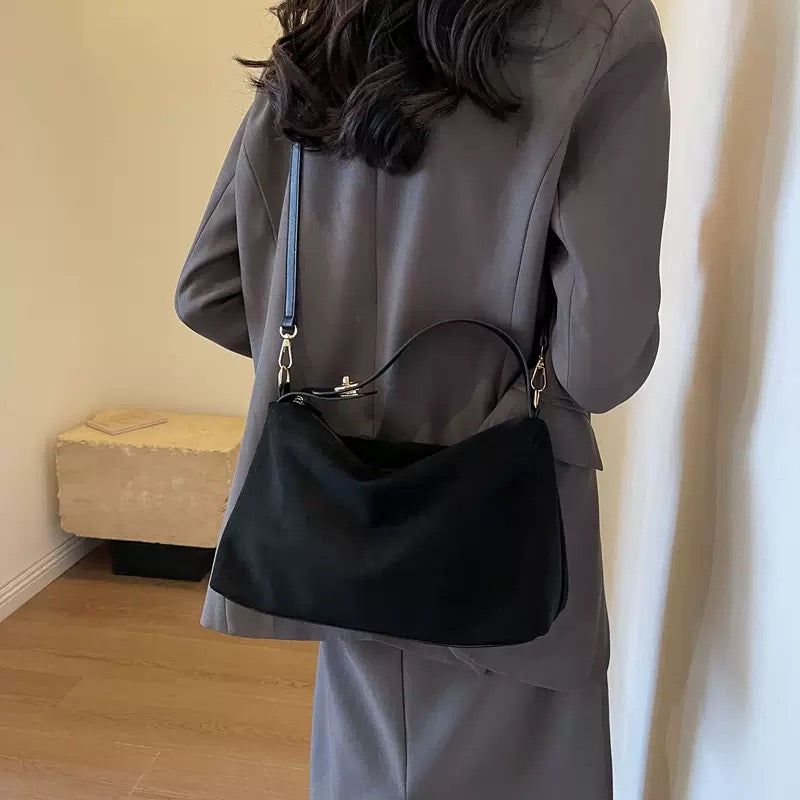 4766High-quality handbags