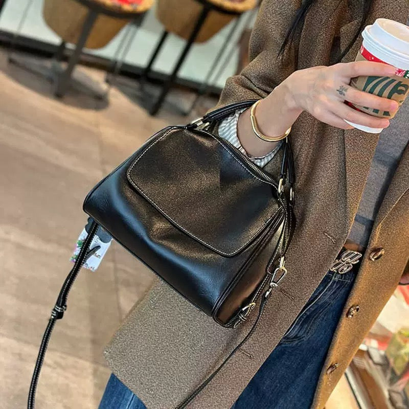 4385 Stylish premium handbag
