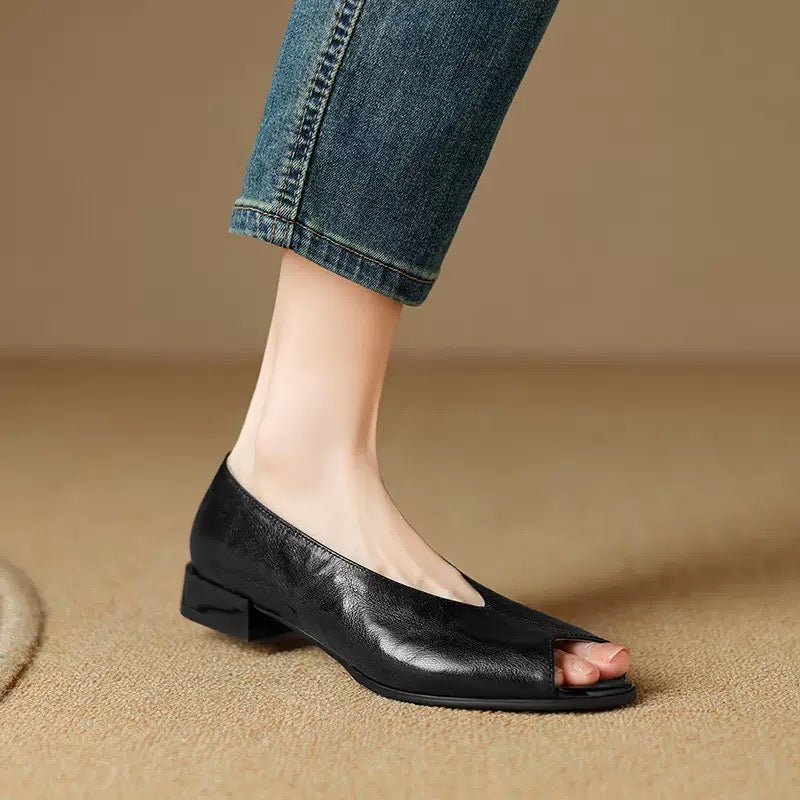 4884Fashionable women's shoes