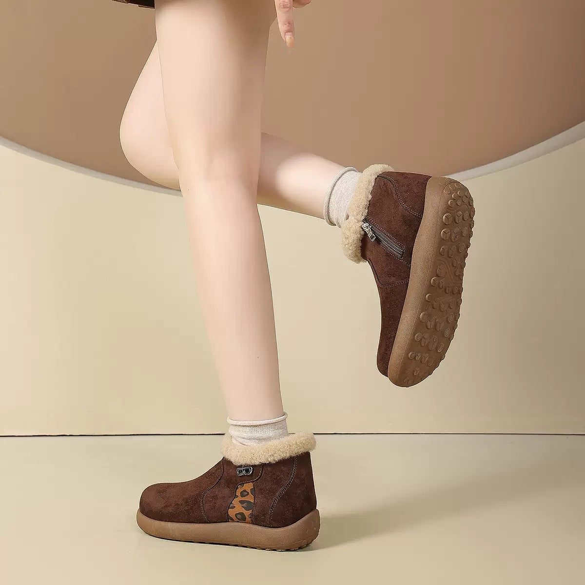 5158Winter shoes