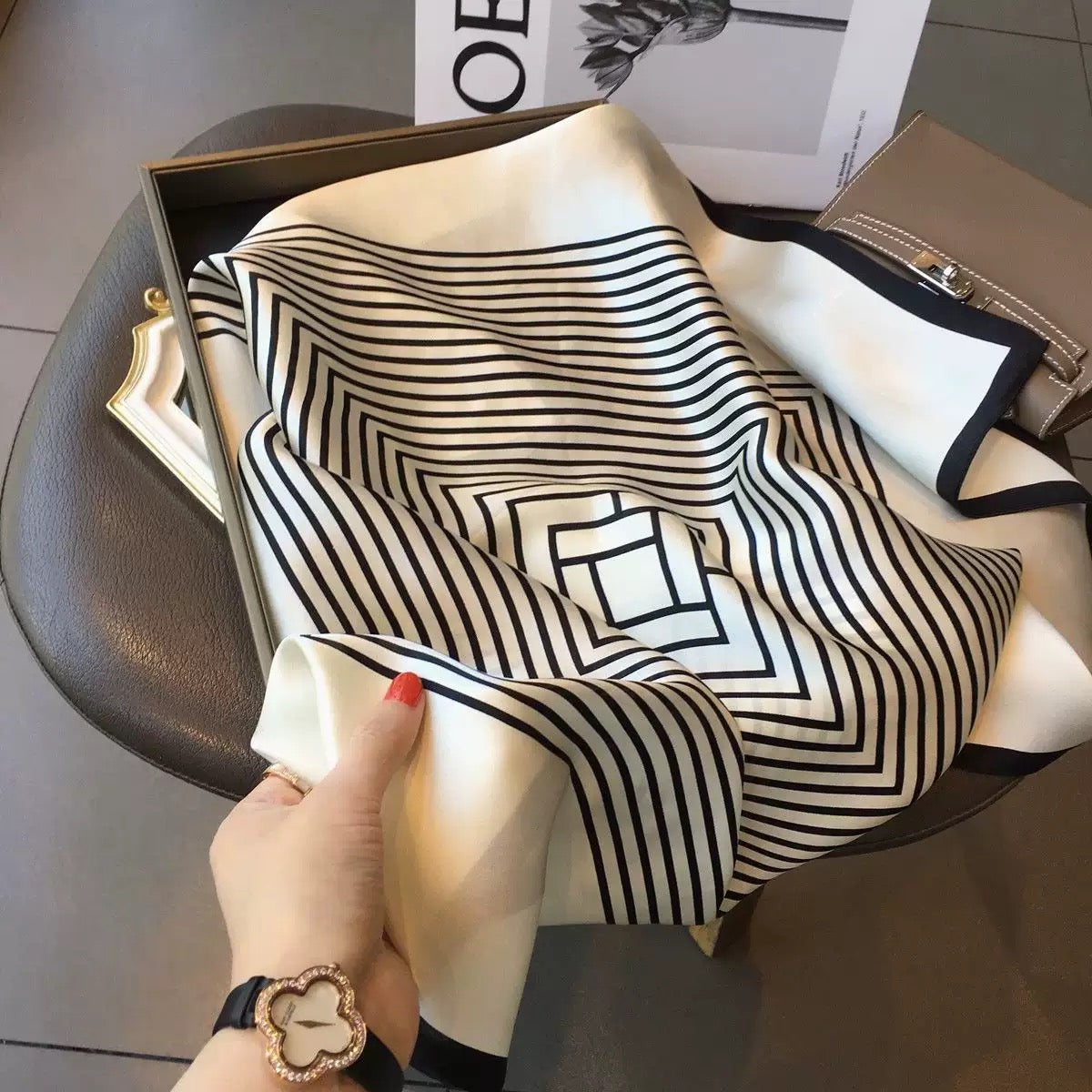 4445Brand scarves