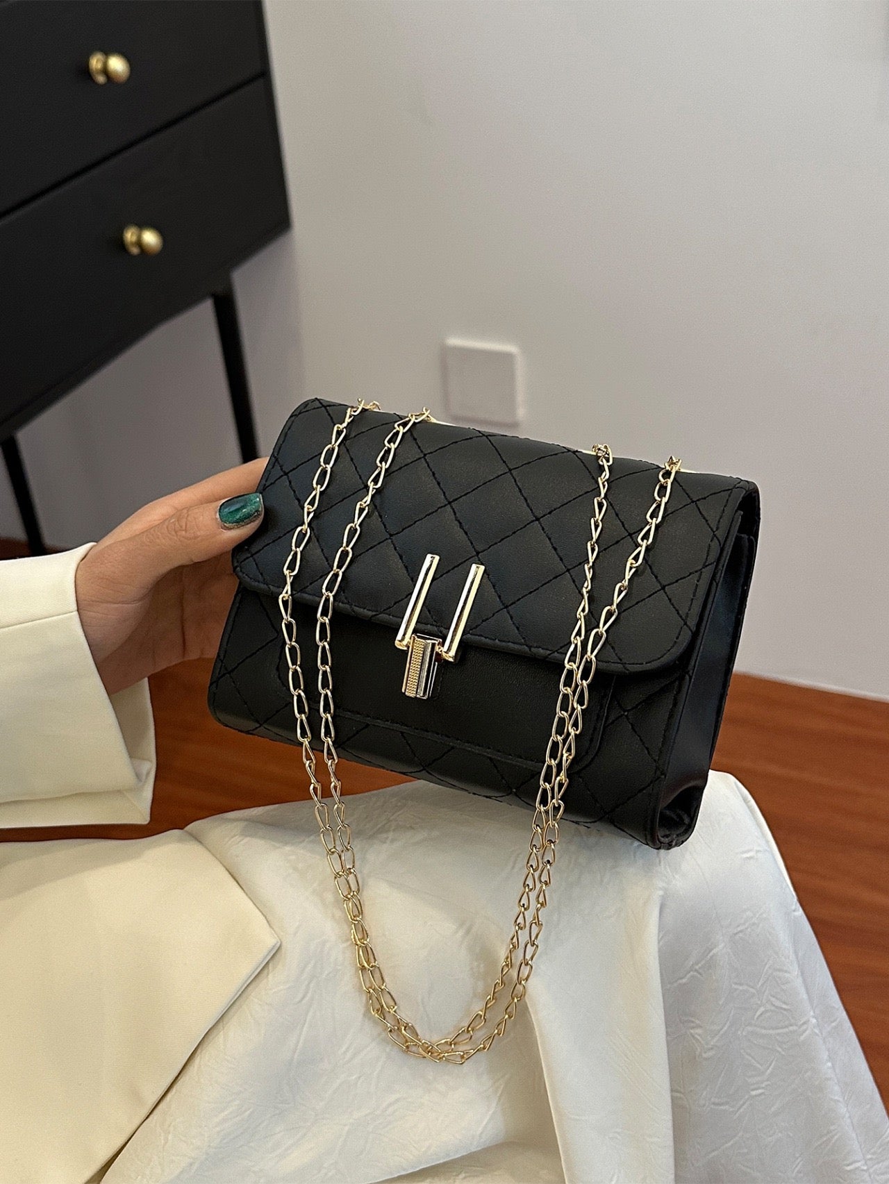 3544 Women's Tote Bag