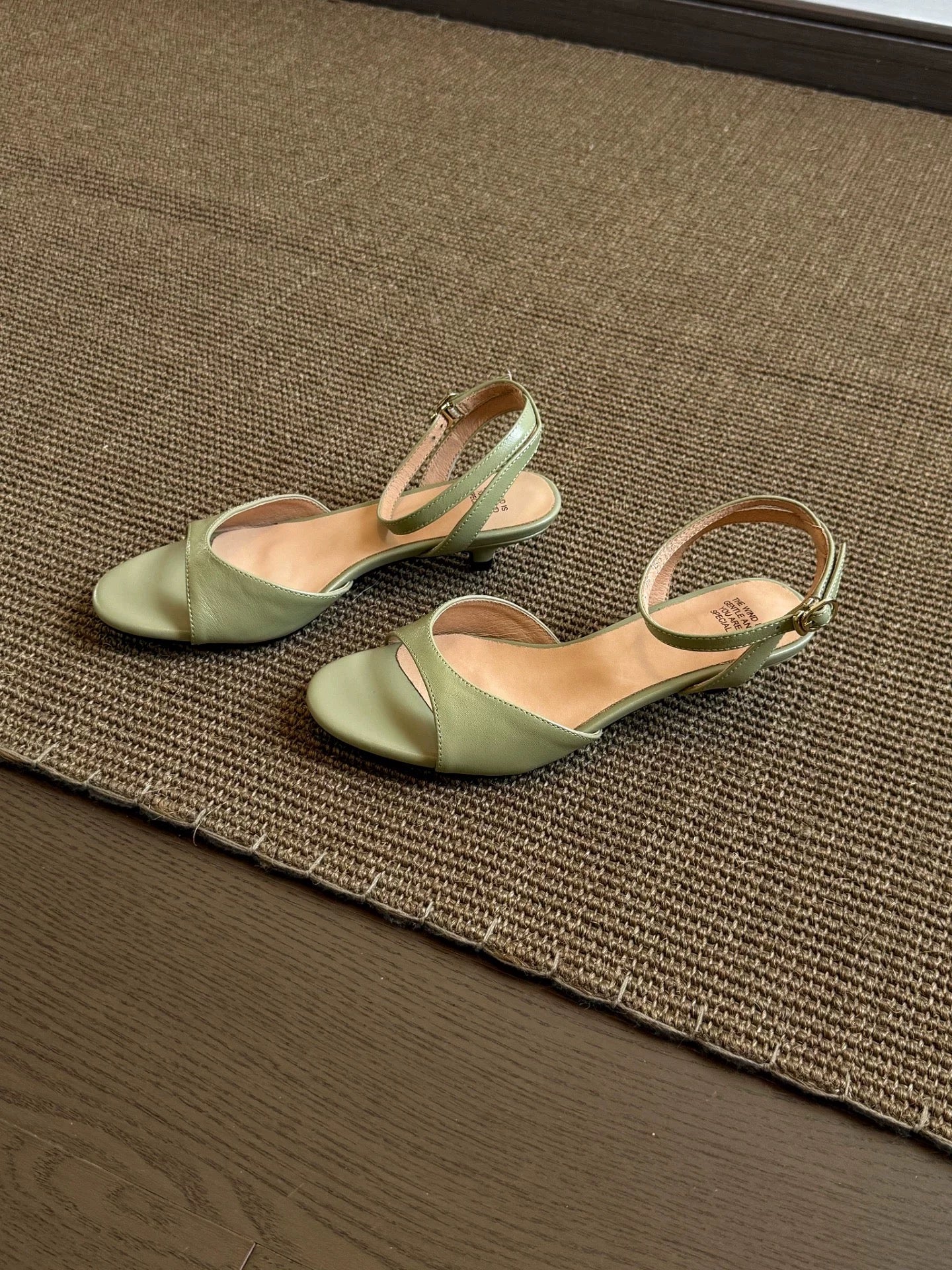 4734 genuine leather women sandal