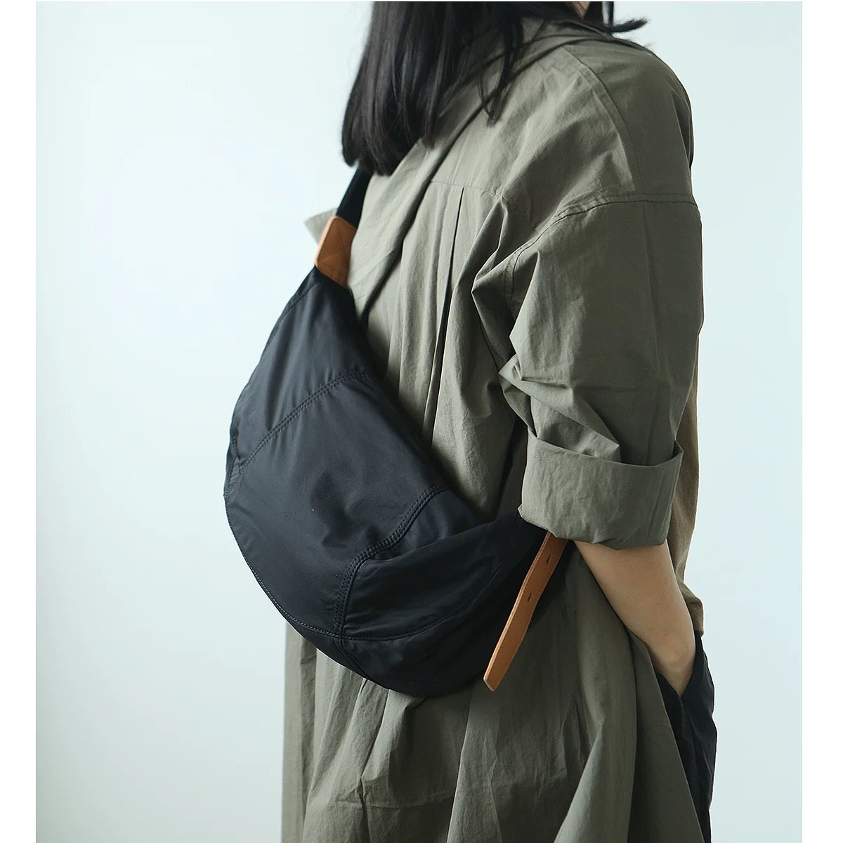 4413 leisure nylon crossbody bag