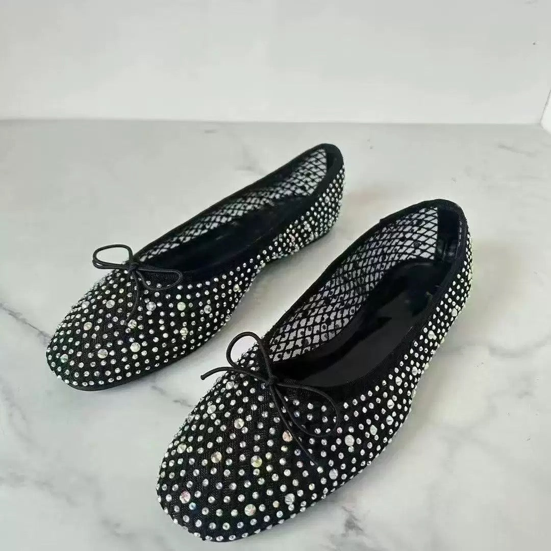 3950 Studded cut-out pumps