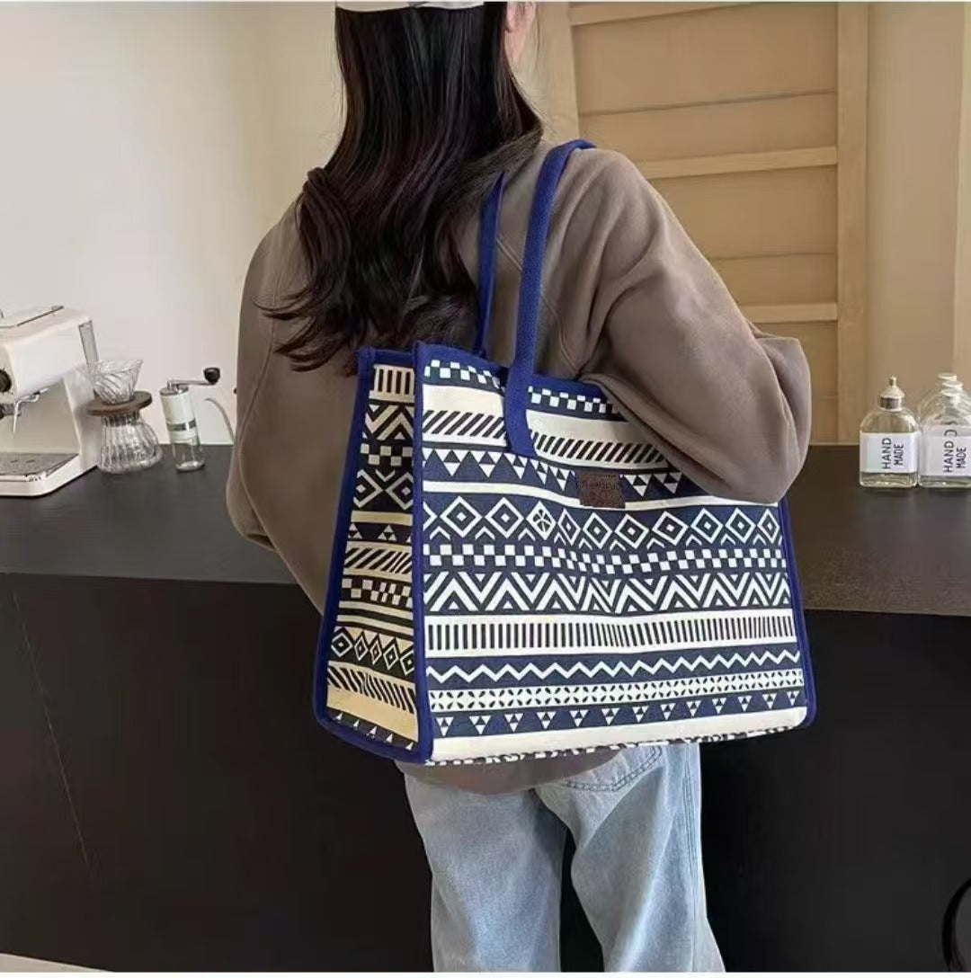 1243 large canvas shopping totes