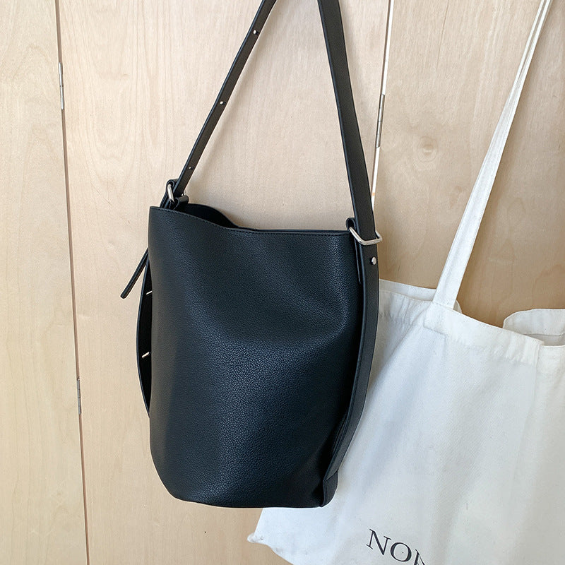 2046 fashion bucket handbag