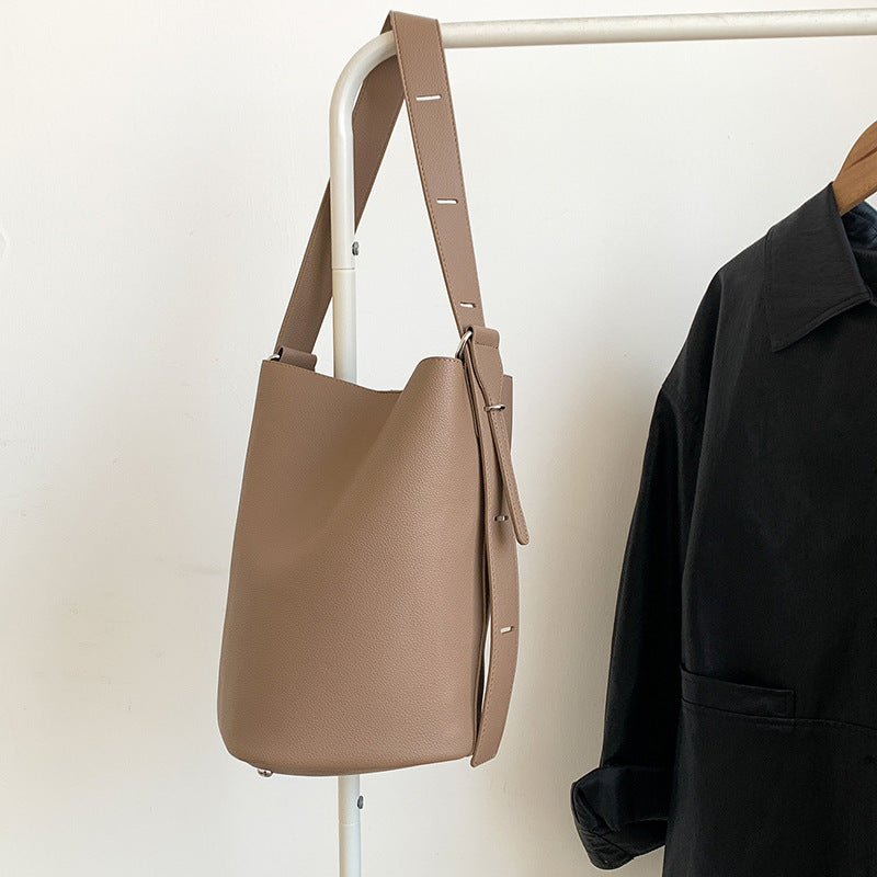 2046 fashion bucket handbag