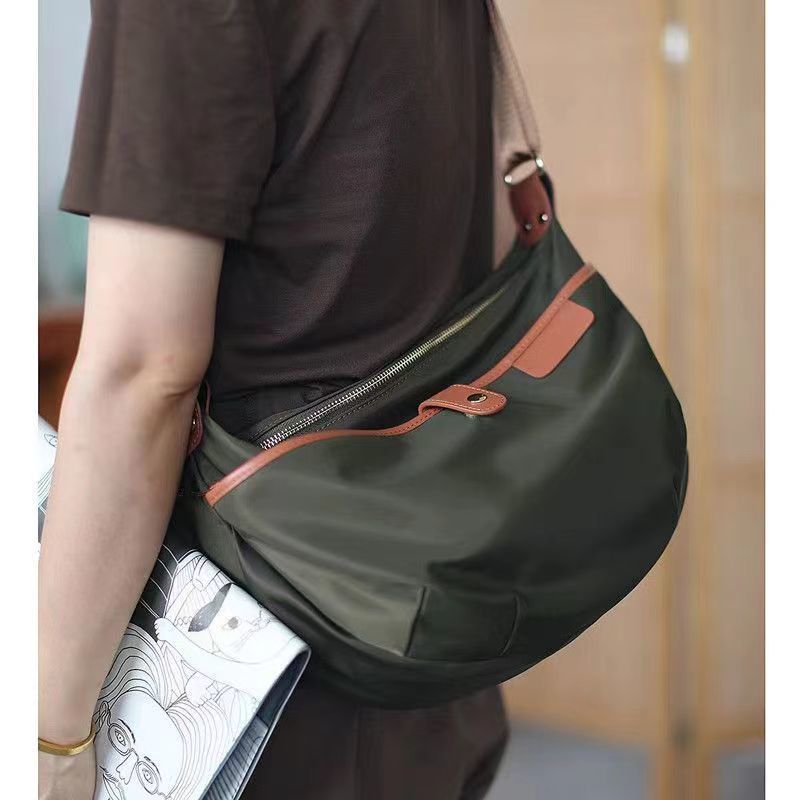 811 canvas waterproof crossbody bag