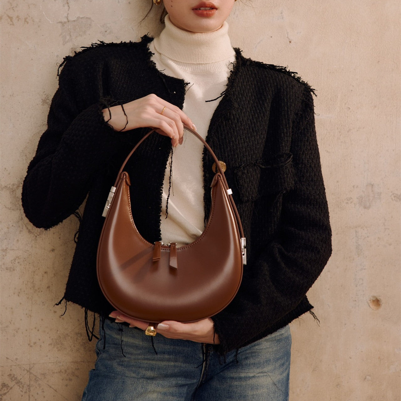 1151 small half moon underarm bag