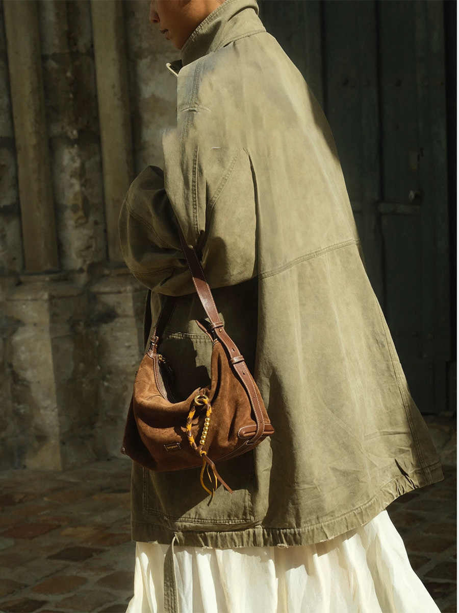 2084 vintage shoulder bag