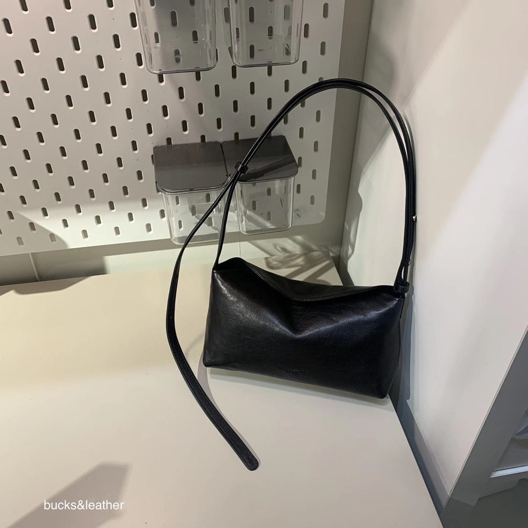 978 calfskin shoulder bag