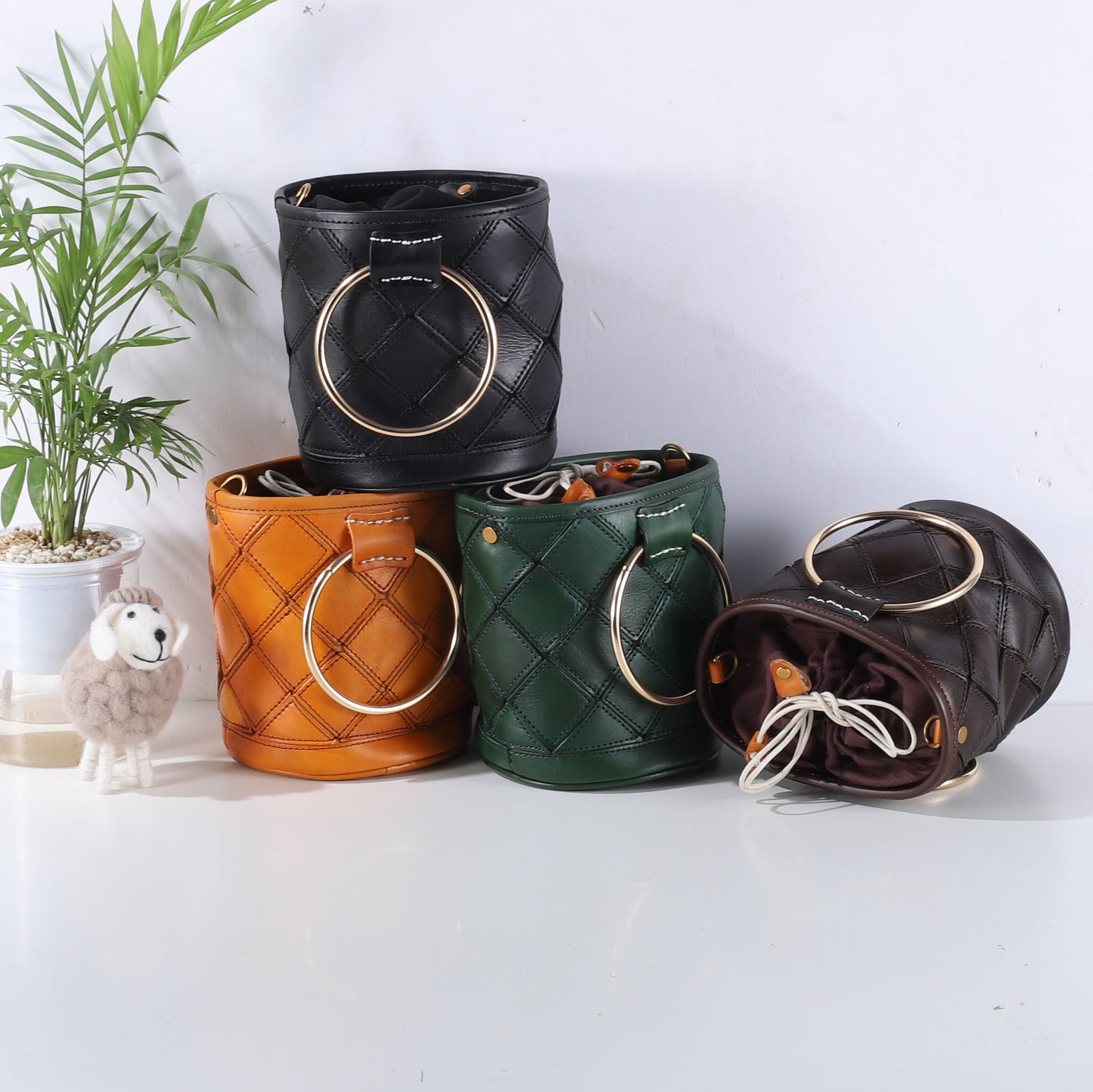 2347 plaid small bucket bag