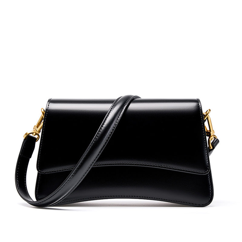 600-1 flap camera crossbody bag