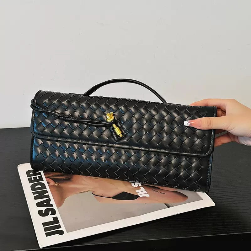 3016 Fashionable women's baguette bag