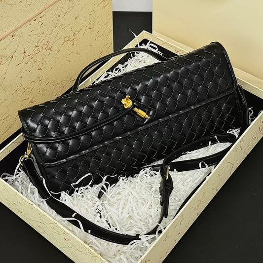 3016 Fashionable women's baguette bag