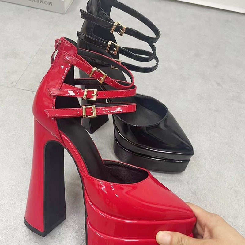 2123 patent leather thick heel sandals