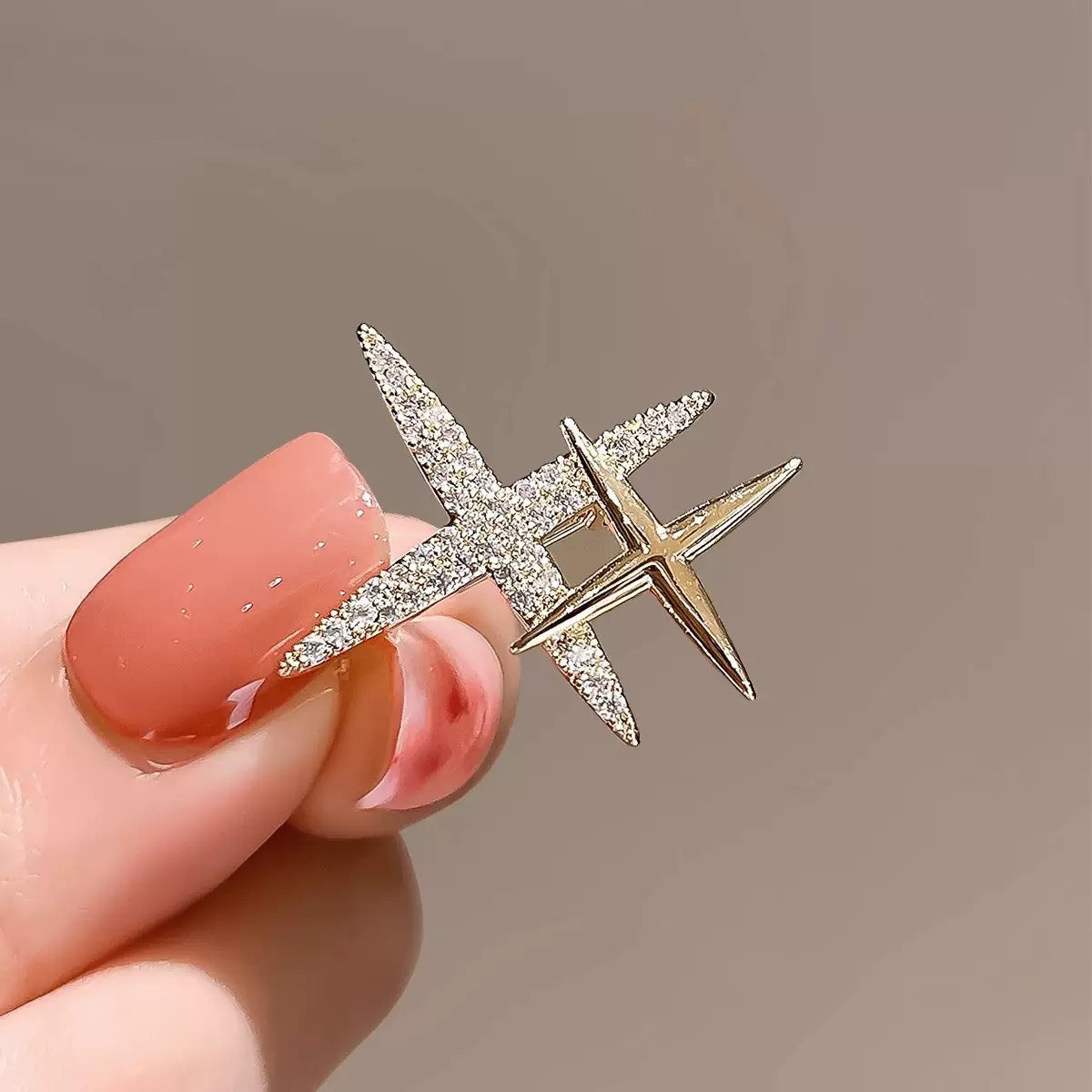 3504 Fashion Brooch