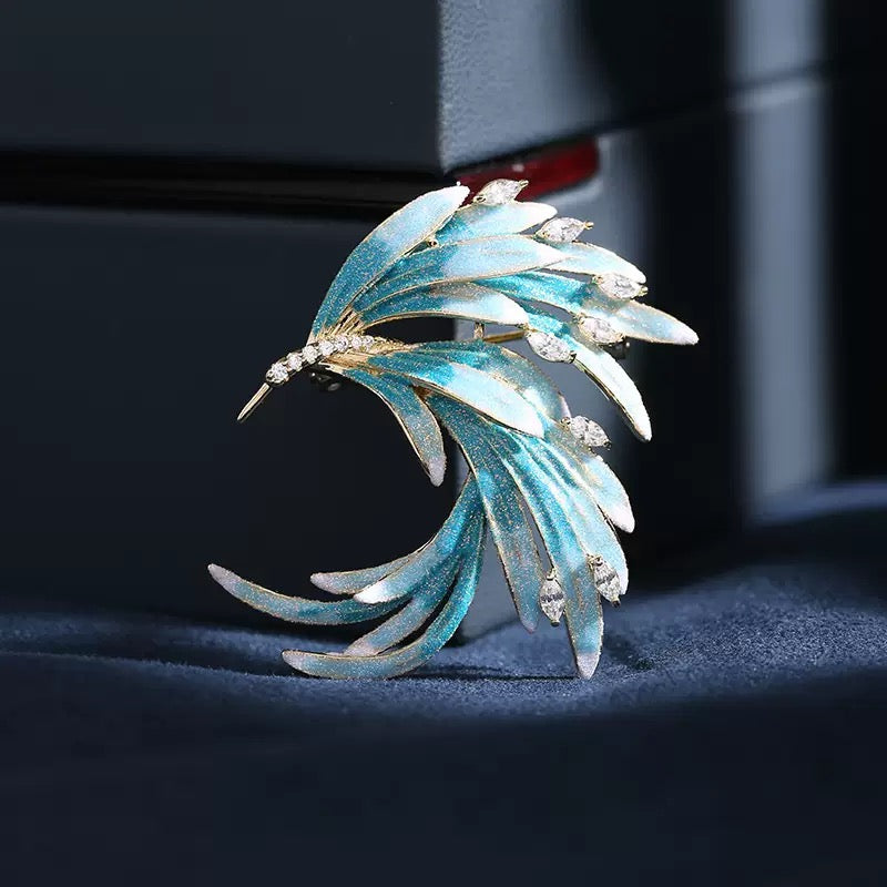 3505 Stylish Brooch