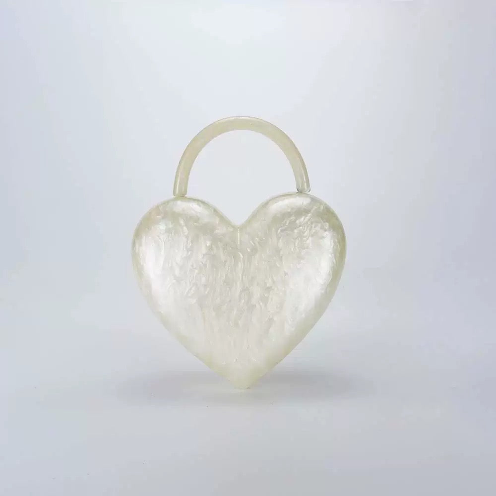2412 lovely acrylic heart shape mini bag