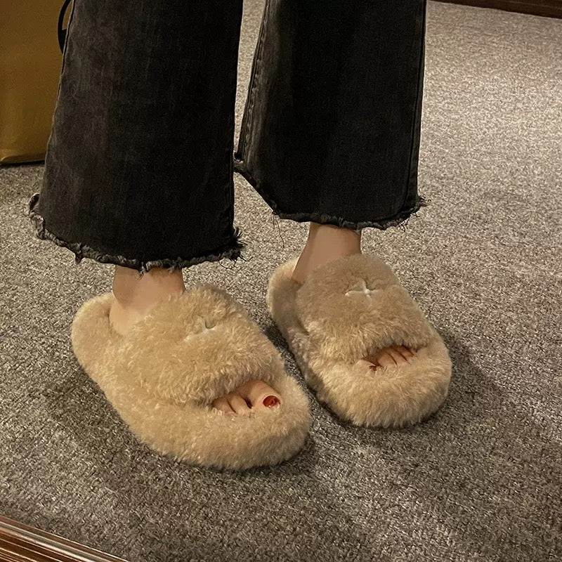 2881 shearling slide