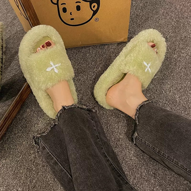2881 shearling slide