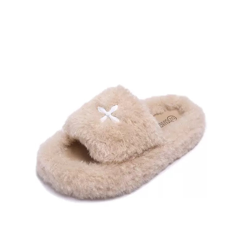 2881 shearling slide