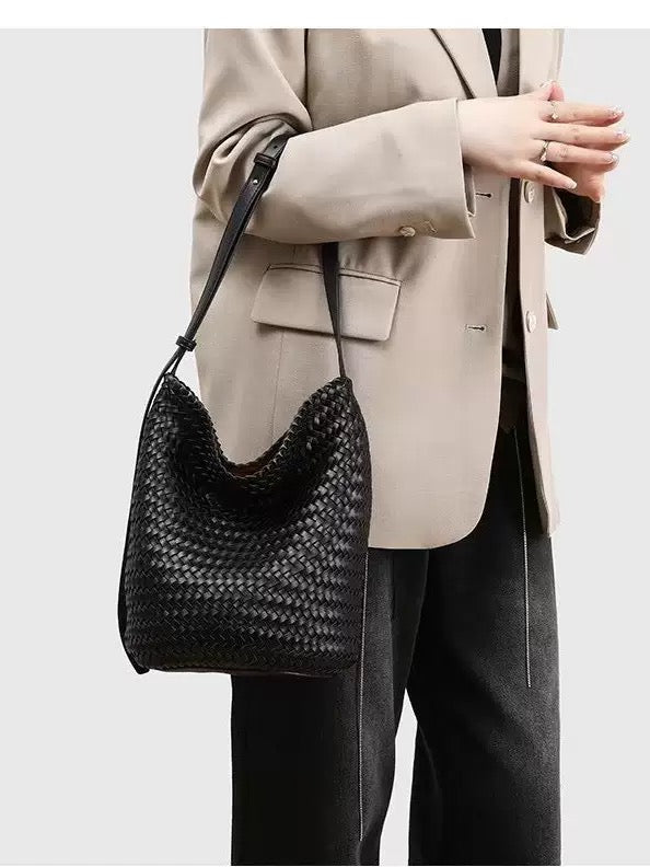 2887 genuine leather woven handbag