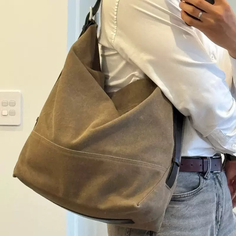 2420 canvas large shoulder bag