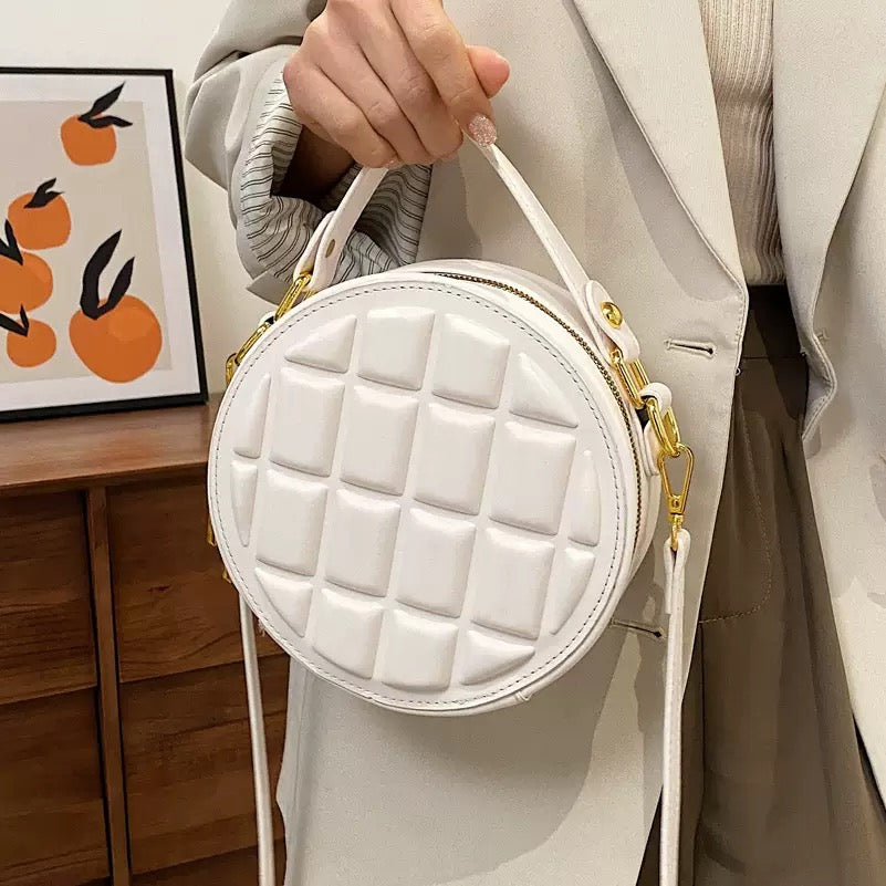 2427 women small round crossbody bag
