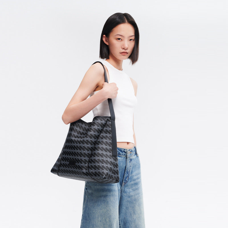 1287 large casual shoulder bag
