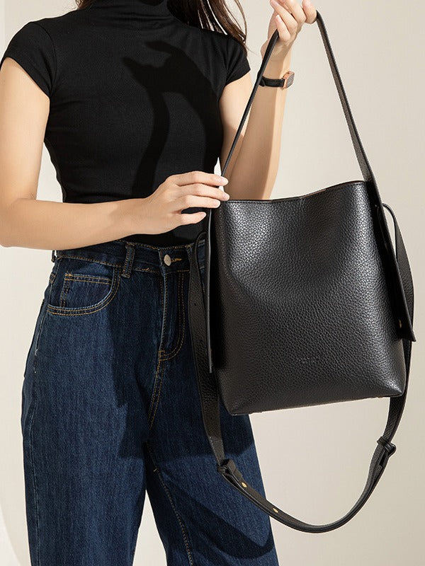 2030 large leather bucket bag