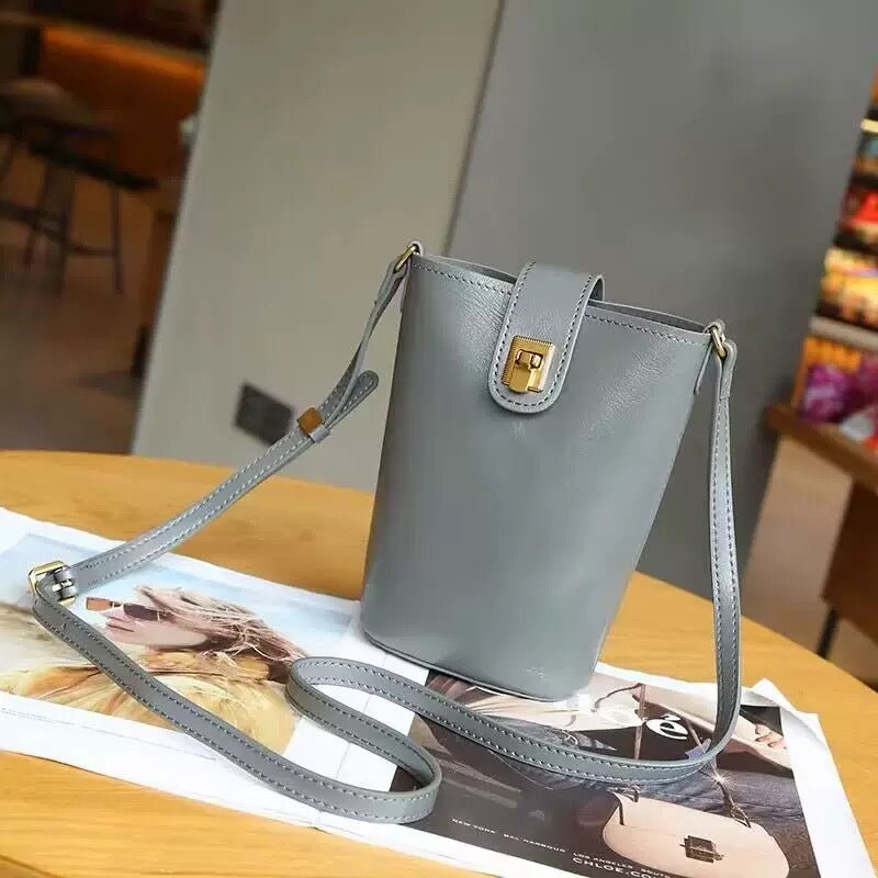 818 Women's fashion crossbody bag