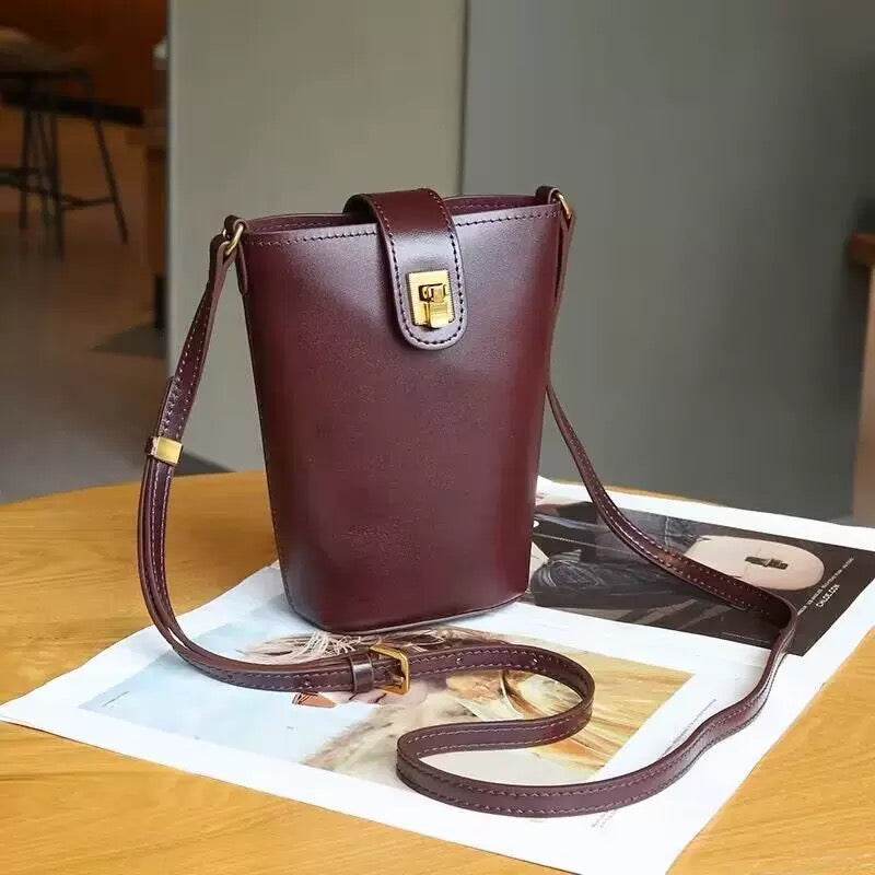 818 Women's fashion crossbody bag