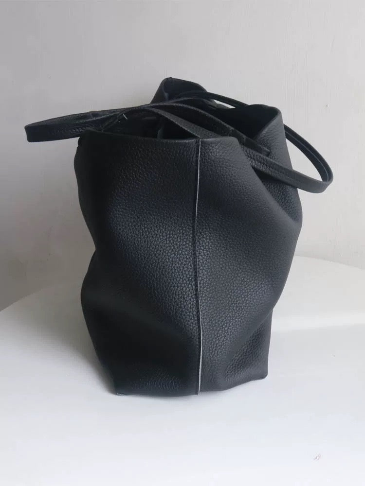 1842-1 Women's Leather Handbag