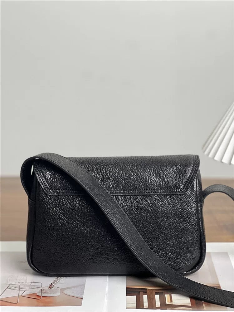 1862-3size flap corssbody bag