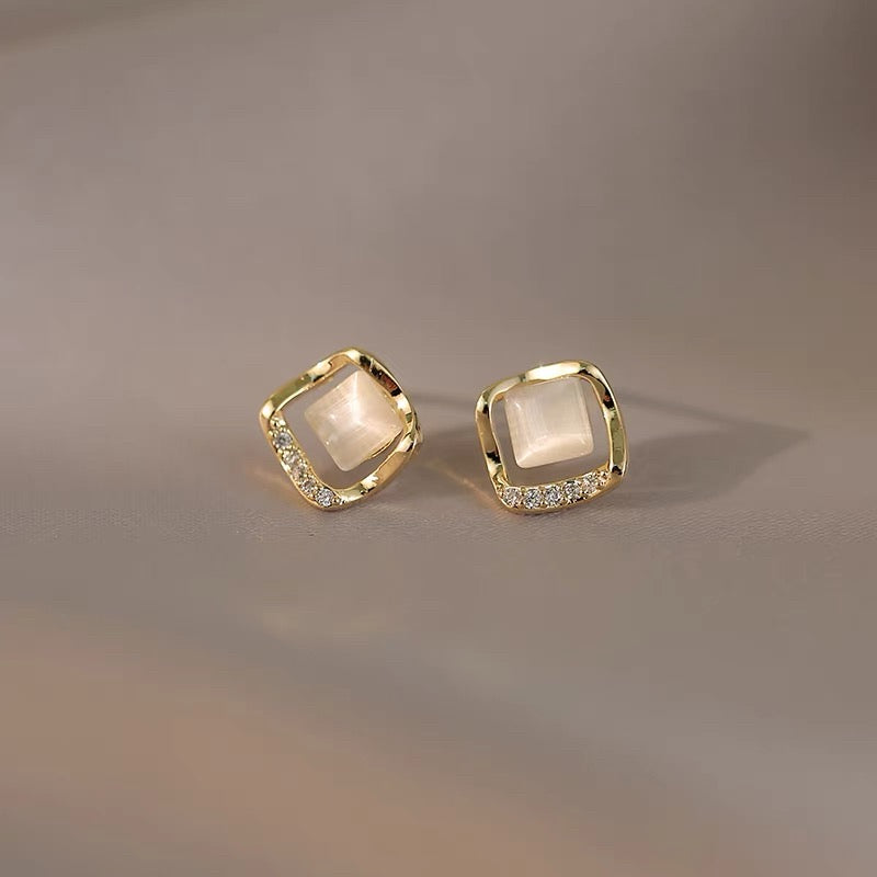 R1-R8 Earrings For Women