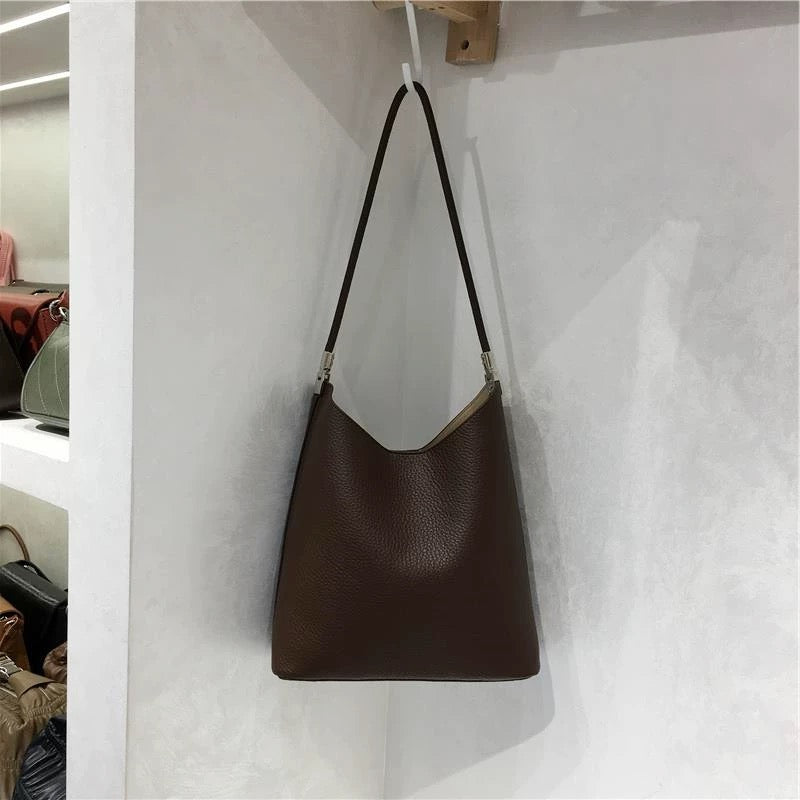 749 Women Shoulder Bag