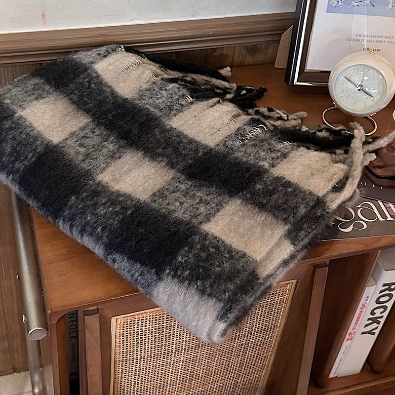1888 Plaid scarf